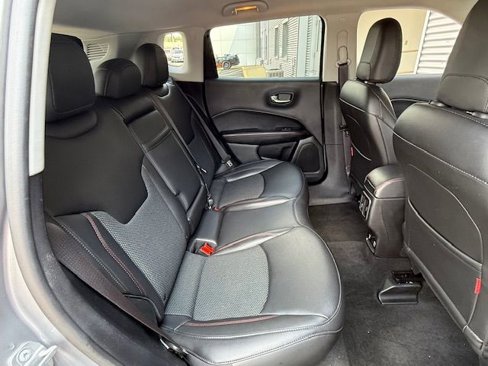 Used 2019 Jeep Compass Trailhawk image 13