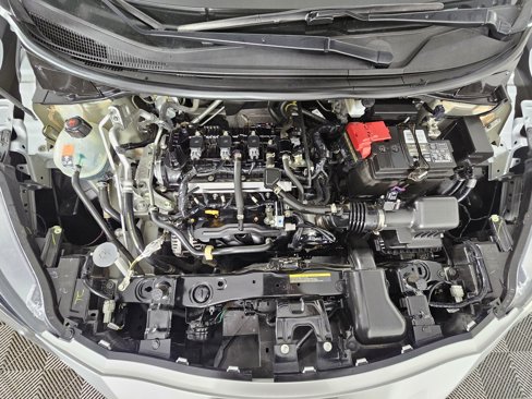 Used 2020 Nissan Versa S image 11