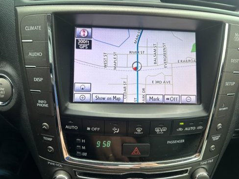 Used 2011 Lexus IS 350C image 25