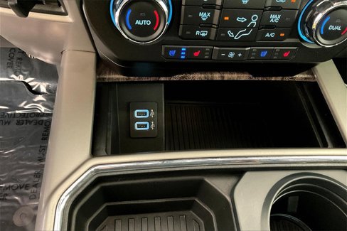 Used 2019 Ford F250 Lariat w/ Lariat Ultimate Package image 33