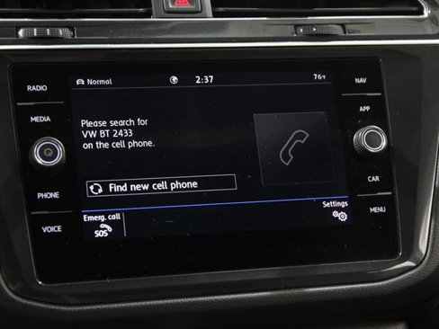 Used 2020 Volkswagen Tiguan SEL image 11