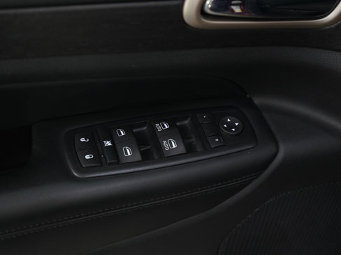 Used 2016 Jeep Grand Cherokee Laredo w/ Quick Order Package 23E image 18