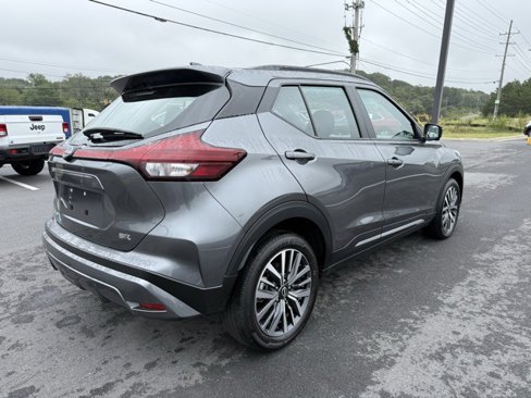 Certified 2024 Nissan Kicks SR image 5