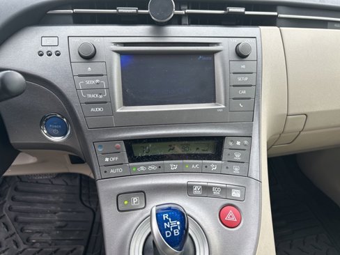 Used 2014 Toyota Prius Four image 19