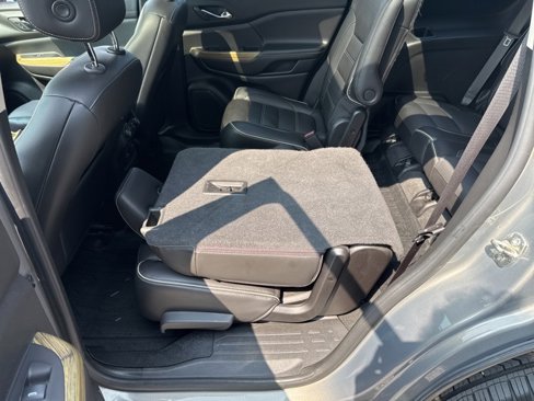 Used 2019 GMC Acadia Denali w/ LPO, Floor Liner Package image 31