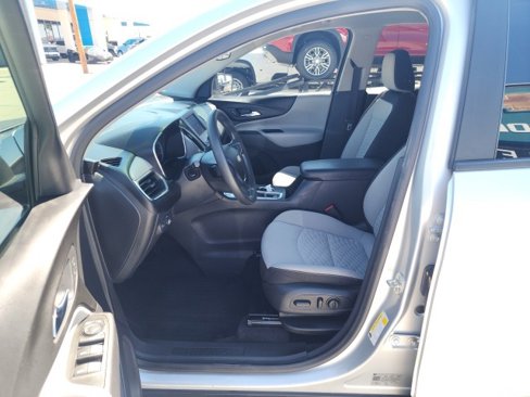Used 2020 Chevrolet Equinox LS w/ LS Convenience Package image 17