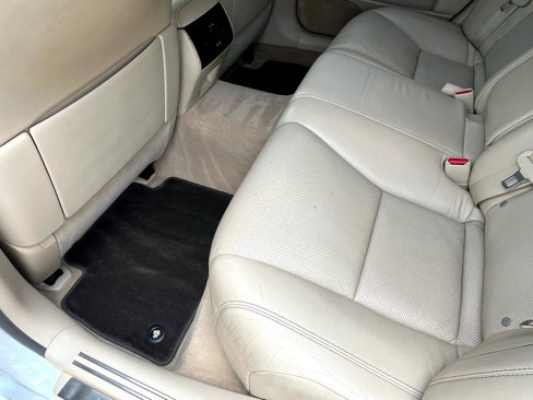 Used 2014 Lexus LS 460 image 39