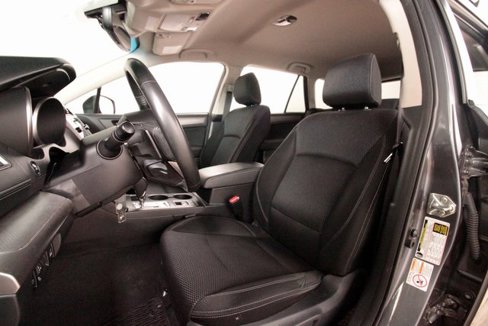 Used 2019 Subaru Outback 2.5i Premium image 39
