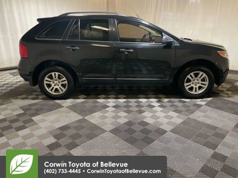 Used 2012 Ford Edge SE image 9