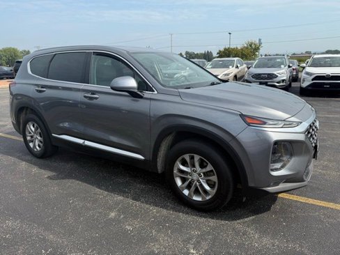 Used 2019 Hyundai Santa Fe SEL image 2