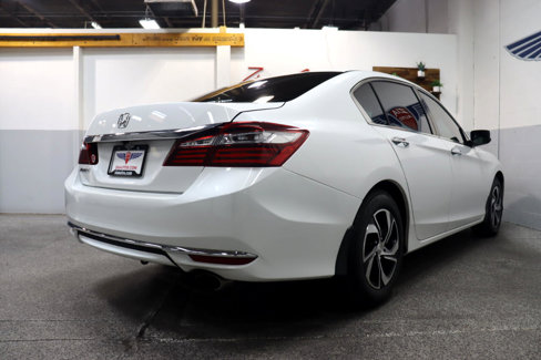 Used 2017 Honda Accord LX image 5