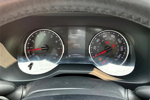 Used 2021 Toyota RAV4 XLE Premium image 20