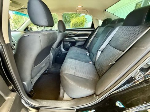 Used 2018 Nissan Altima 2.5 SV image 7