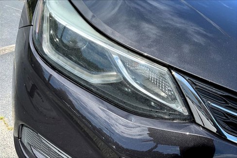 Used 2017 Chevrolet Cruze Premier image 28