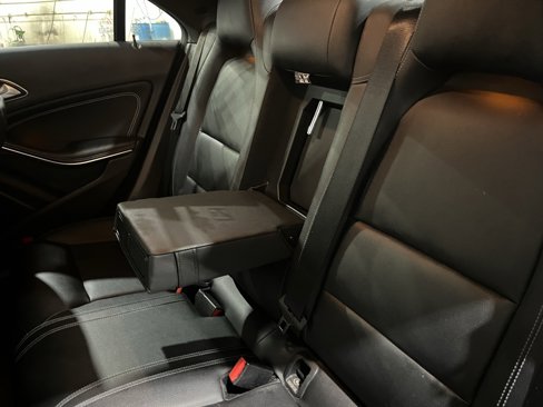 Used 2016 Mercedes-Benz CLA 250 4MATIC image 13
