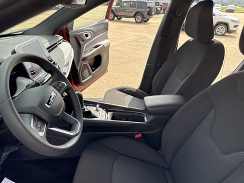 New 2025 Jeep Compass Sport image 13