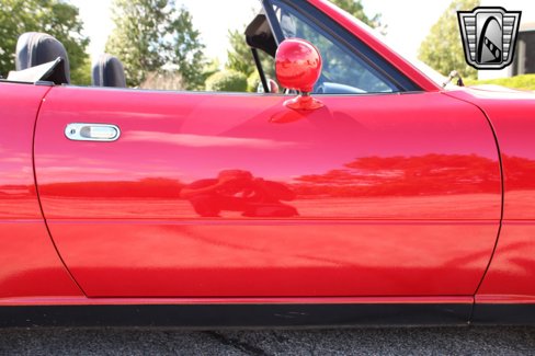 Used 1990 MAZDA MX-5 Miata image 15
