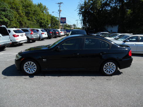 Used 2009 BMW 328i xDrive Sedan image 2