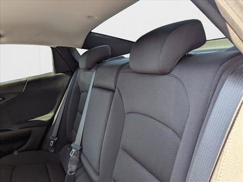 Used 2022 Chevrolet Malibu LT image 18