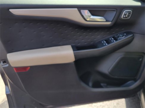 Used 2020 Ford Escape SEL image 20