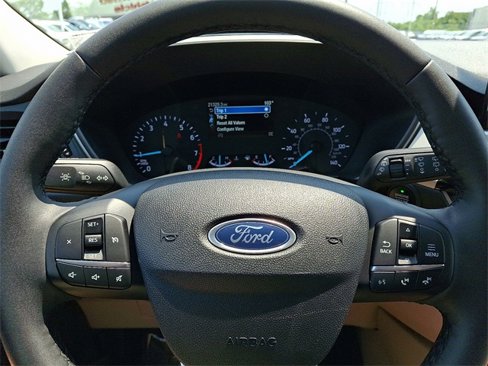 Used 2022 Ford Escape SE w/ Convenience Package image 18