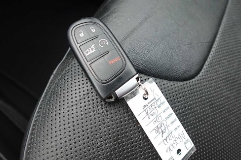 Used 2020 Jeep Cherokee Limited image 37