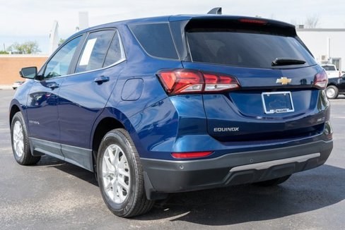 Used 2023 Chevrolet Equinox LT w/ LPO, Floor Liner Package image 8