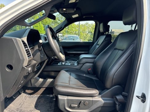 Used 2021 Ford Expedition XLT image 12