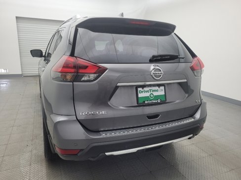 Used 2019 Nissan Rogue SV w/ Premium Package image 6