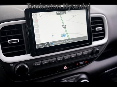 Certified 2024 Hyundai Venue Limited image 13