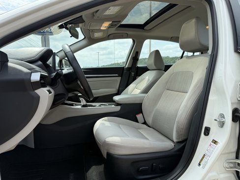 Used 2023 Nissan Altima 2.5 SV image 13