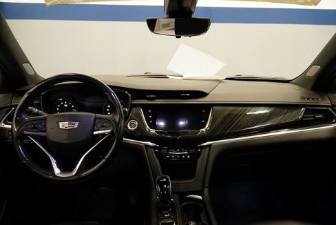 Certified 2021 Cadillac XT6 Premium Luxury image 13