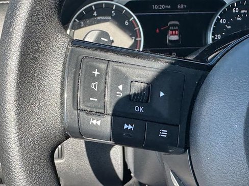 Used 2023 Nissan Rogue SV image 24