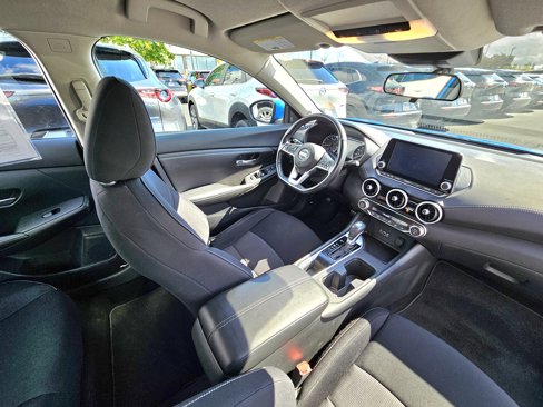 Used 2021 Nissan Sentra SV image 9