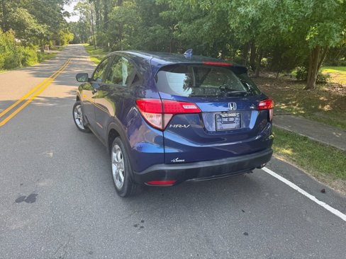 Used 2017 Honda HR-V LX image 7
