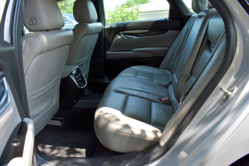 Used 2017 Cadillac XTS Luxury image 36