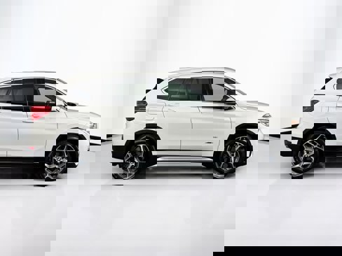 Used 2018 BMW X1 xDrive28i image 12