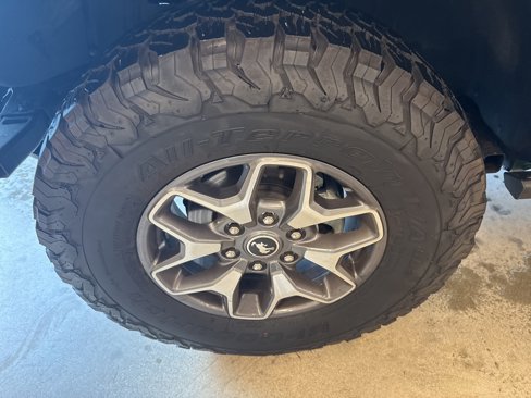 Used 2024 Ford Bronco Badlands image 7