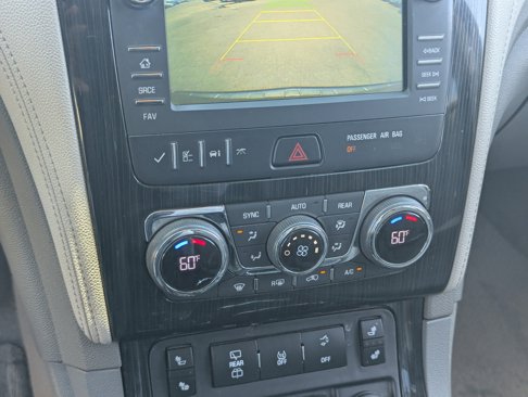Used 2017 Chevrolet Traverse LT image 24
