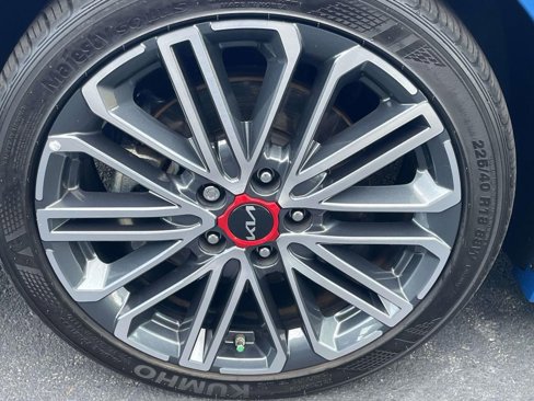 Used 2023 Kia Forte GT image 12