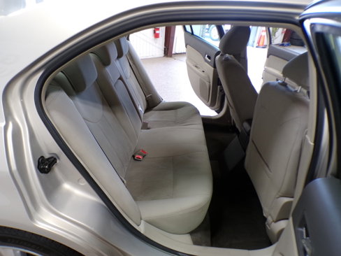 Used 2010 Mercury Milan image 14