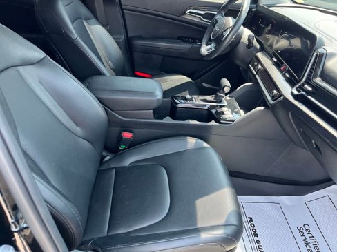 Used 2024 Kia Sportage EX image 27