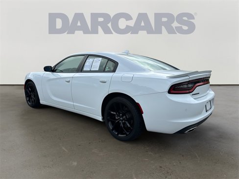 Used 2023 Dodge Charger SXT w/ Blacktop Package image 5
