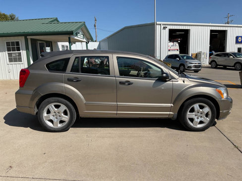 Used 2008 Dodge Caliber SXT w/ Popular Equipment Group image 2