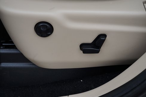 Used 2014 Jeep Grand Cherokee Limited image 15
