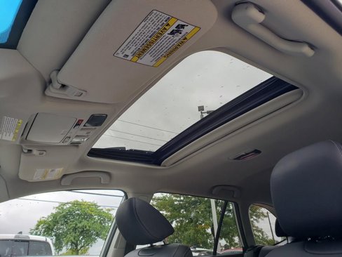 Used 2017 Subaru Outback 3.6R Limited image 30