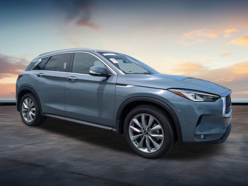 Used 2022 INFINITI QX50 Essential image 2