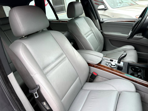 Used 2007 BMW X5 4.8i image 15