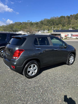 Used 2018 Chevrolet Trax LT w/ LT Convenience Package image 11