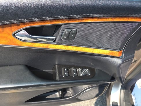 Used 2019 Lincoln Nautilus Select image 17